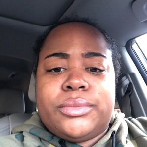 Meet your Posher, Malaika